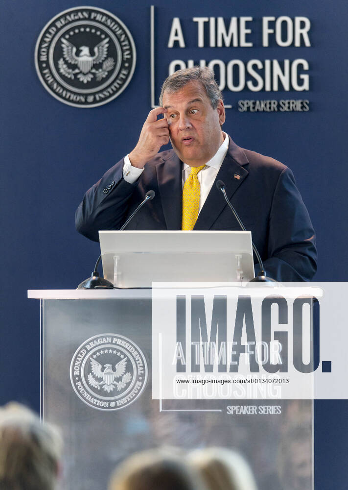 Simi Valley, California, USA. - Former New Jersey Governor CHRIS CHRISTIE speaks at the Ronald Reagan Library in the Ronald Reagan Presidential Foundation & Institute s Time for Choosing series. Simi Valley U.S. - ZUMAce6_ 20210909_zaf_ce6_013