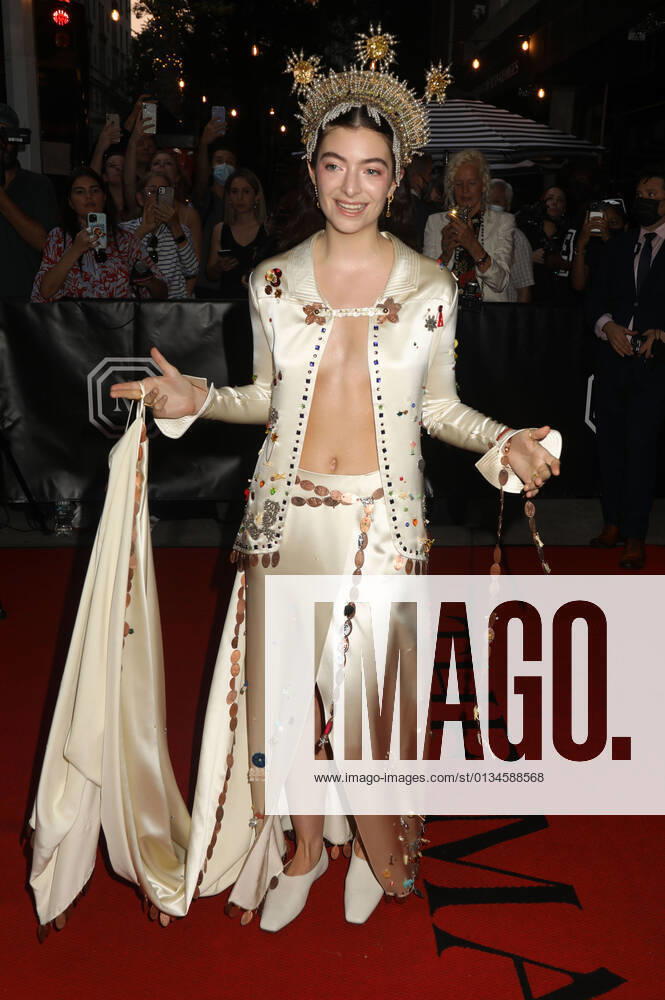 Singer LORDE attends the 2021 VIP Met Gala departures held at The Mark Hotel. New York USA - ZUMAk03_ 20210913_zaf_k03_253