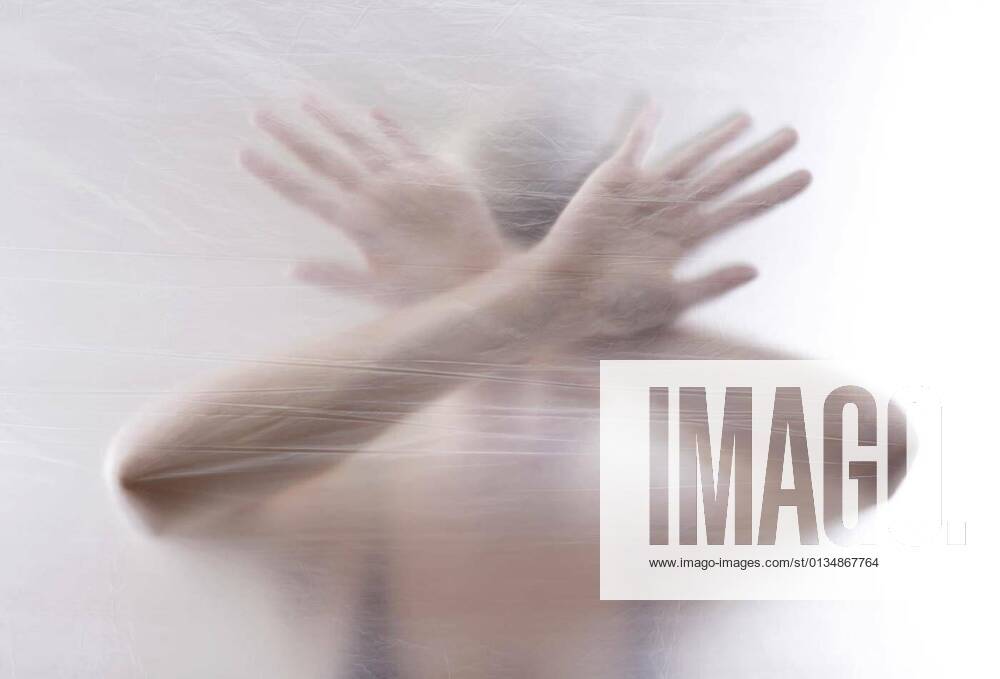 Anxious young woman model released, Symbolfoto, 11.10.2020,