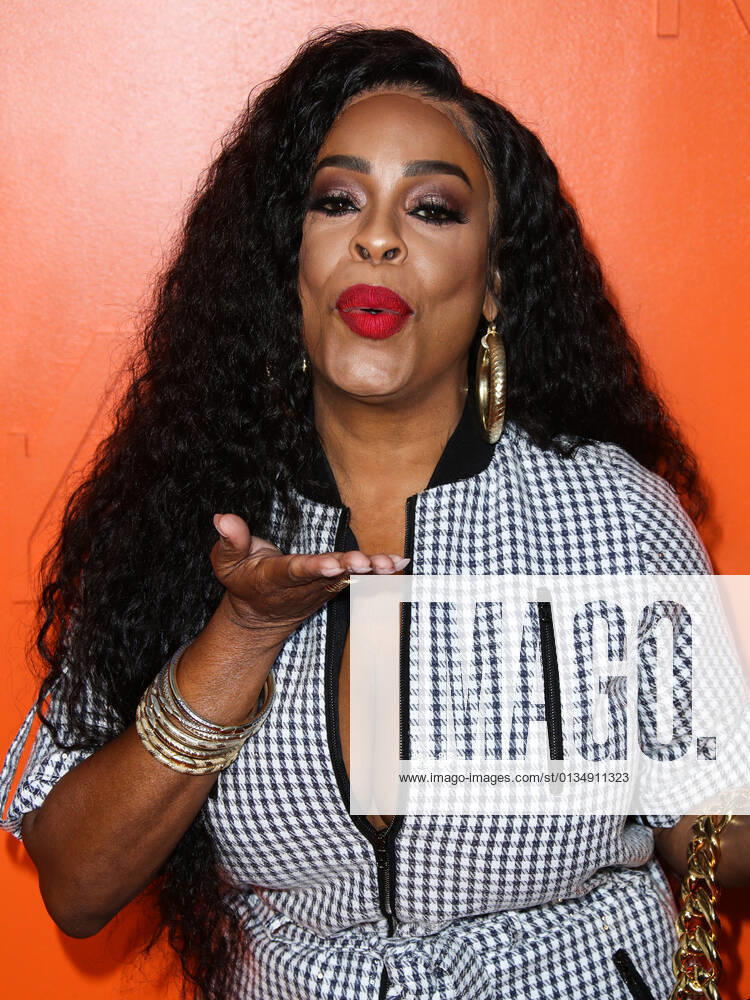 MARCELL VON BERLIN Spring Summer 2021 Runway Fashion Show - Arrivals BEVERLY HILLS, LOS ANGELES, CALIFORNIA, USA - SEPTEMBER 16: Actress Niecy Nash arrives at the MARCELL VON BERLIN Spring Summer 2021 Runway Fashion Show held at the Sheats Goldstein Residence on September 16, 2021 in Beverly Hills, Los Angeles, California, United States. Beverly Hills California United States collin-marcellv210916_npqnY