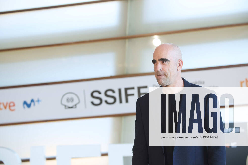 Luis Tosar attended Maixabel Photocall during 69th San Sebastian International Film Festival at Kursaal Palace on September 18, 2021 in Donostia San Sebastian, Spain Madrid Spain - ZUMAg15_ 20210918_zaf_g15_037