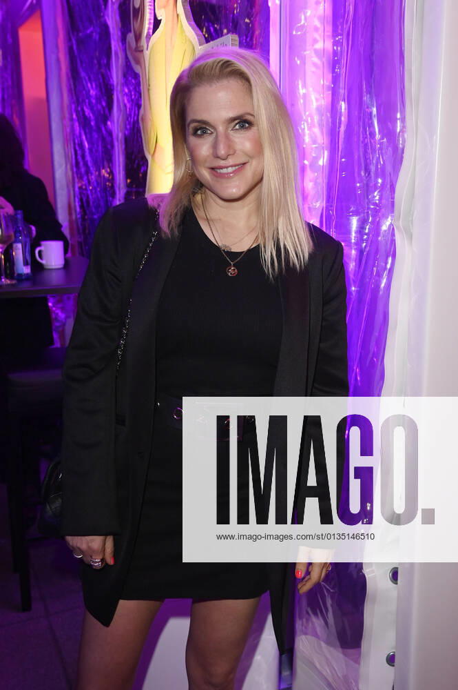 Jeanette Biedermann bei der 27. Verleihung der Goldenen Henne 2021 in der Kongresshalle am Zoo. Leipzig