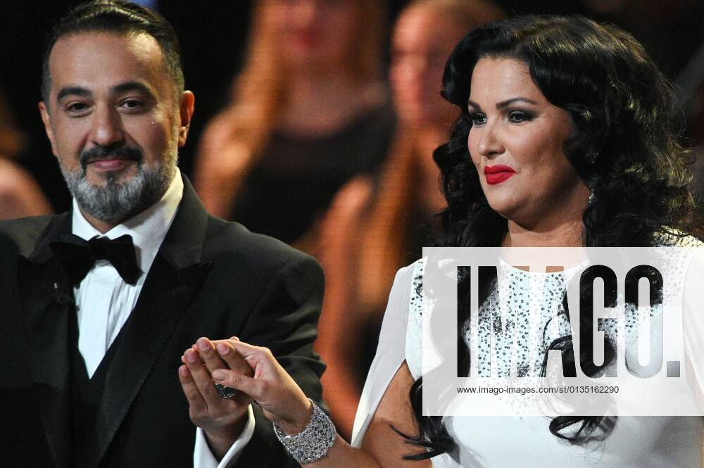 Russia Opera Singer Netrebko Anniversary 6653979 18.09.2021 Elchin Azizov, a soloist at the Bolshoi Theater, and opera singer Anna Netrebko perform during a concert marking Anna Netrebko s 50th birthday, at the State Kremlin Palace, Moscow, Russia. Ramil Sitdikov Sputnik Moscow Russia