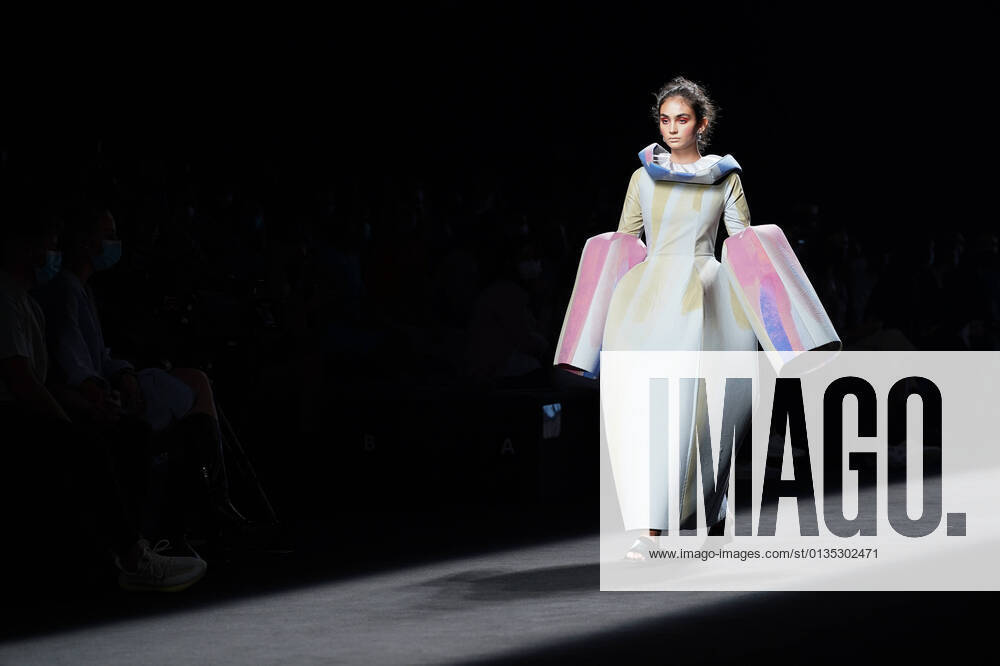 A model walks the runway at the Morle fashion show during the EGO Mercedes Benz Fashion Week Madrid (MBFWM) at IFEMA. Madrid Spain - ZUMAs197 20210919_zaa_s197_025