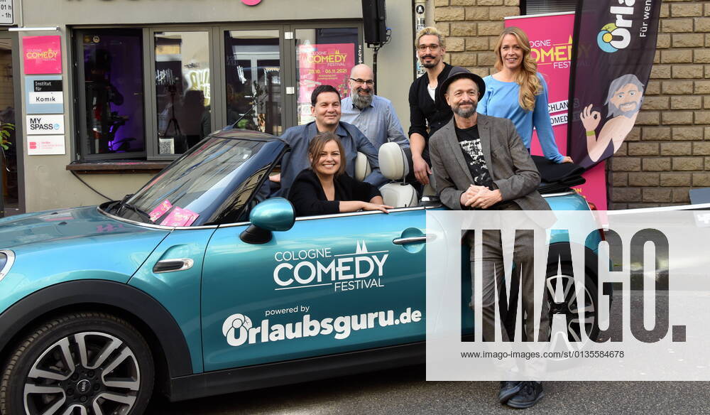 Fee Badenius, l-r, Moritz Netenjakob, Gilly Alfeo, Ralf König, Serkan Ates - Stein und Sandra Sprünken posieren bei der Pressekonferenz zu 30 Jahre Comedy Festival 2021