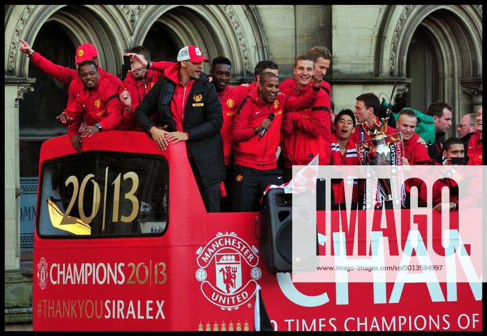 Manchester United Players greet fans in Albert Square, Manchester, As Manchester United celebrate winning their 20th league title winning the Premier League, Monday May 13, 2013 AndrewxParsonsx xi-Images AJP