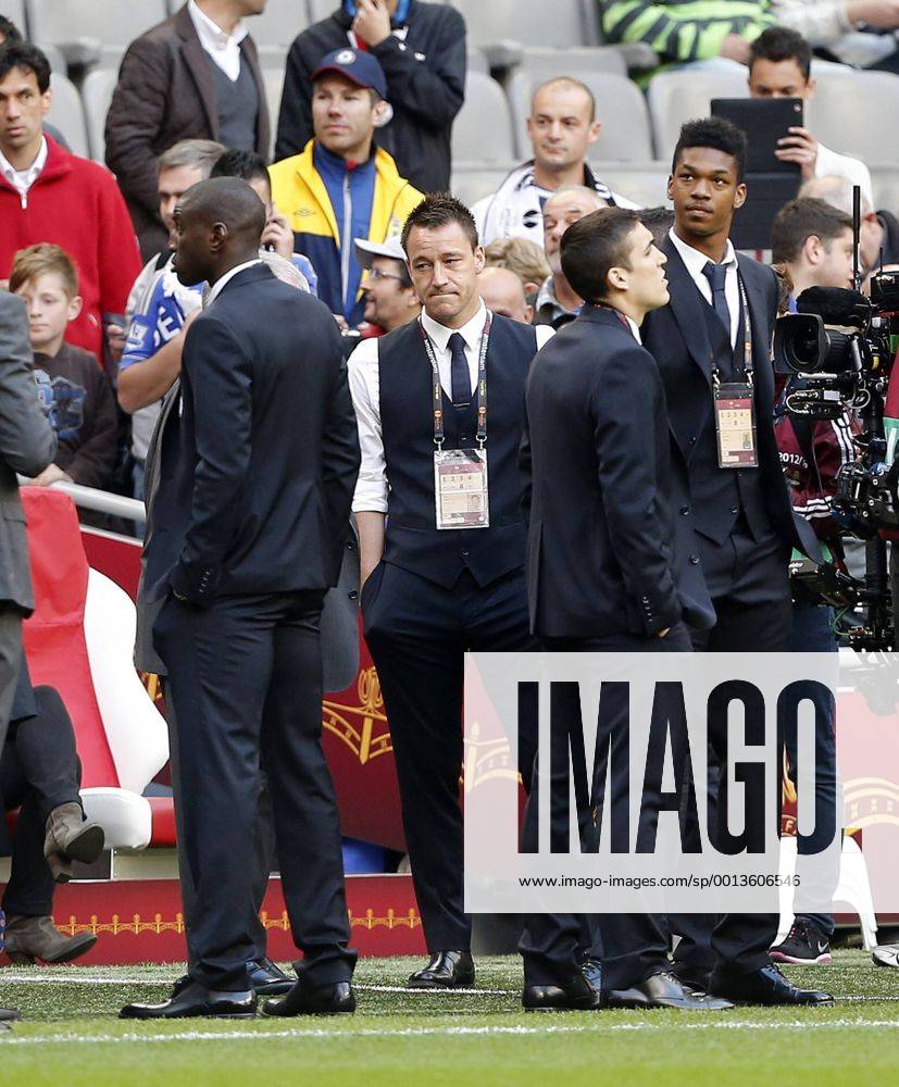 Chelsea s John Terry looks on dejected after not being fit for the final - UEFA Europa League Final - Benfica vs Chelsea - The Amsterdam Arena - Amsterdam - Netherlands - 15 05 13 - Picture David Klein Sportimage .