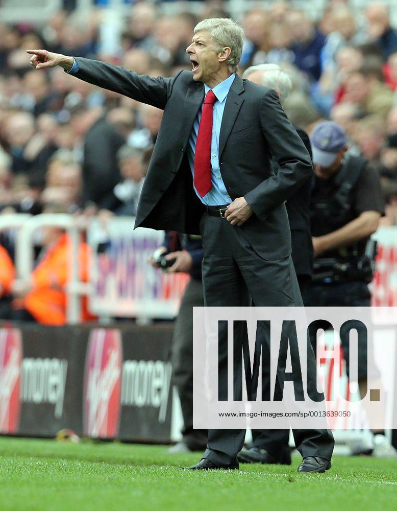 Football - English Premiership - Newcastle v Arsenal Arsene Wenger of Arsenal gestures during the Newcastle v Arsenal, Barclay s Premier League football match at St James Park, Newcastle. Colorsport 19th May 2013