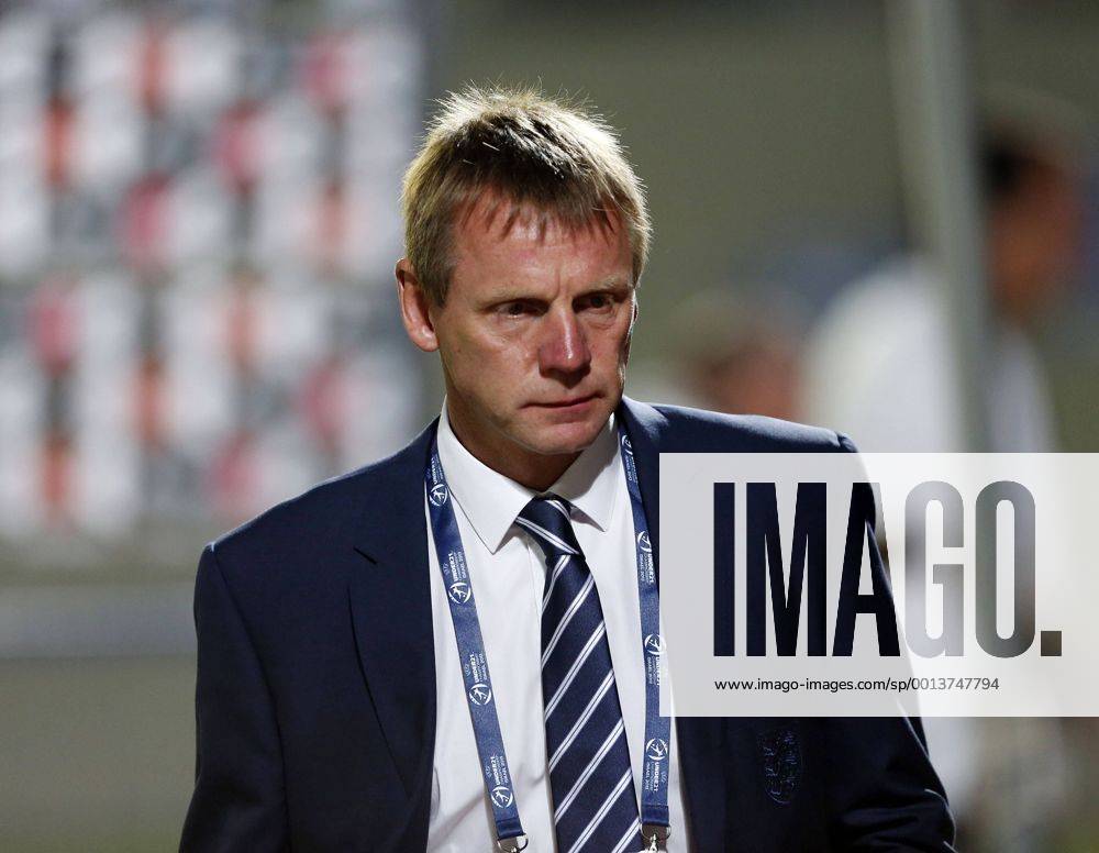 England s Stuart Pearce looks on dejected at the final whistle - England U21 vs Italy U21 - UEFA U21 Championship 2013 - Bloomfield Stadium - Tel Aviv - 05 06 2013 - .