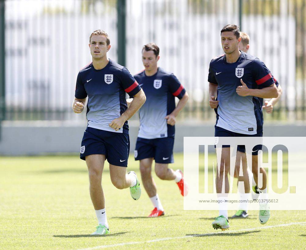 England s Jordan Henderson during training - England Training session - UEFA U21 Championship 2013 - Netanya Training Ground - Netanya - Israel - 07 06 2013 - Pic David Klein Sportimage .