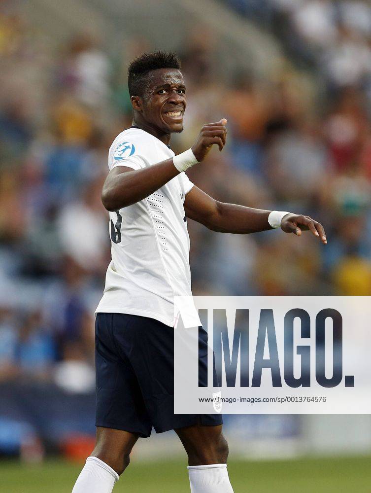 England s Wilfred Zaha looks on dejected - England U21 vs Norway U21 - UEFA U21 Championship 2013 - Ha Moshava Stadium - Petah Tikva - Israel - 08 06 2013 - Pic David Klein Sportimage .