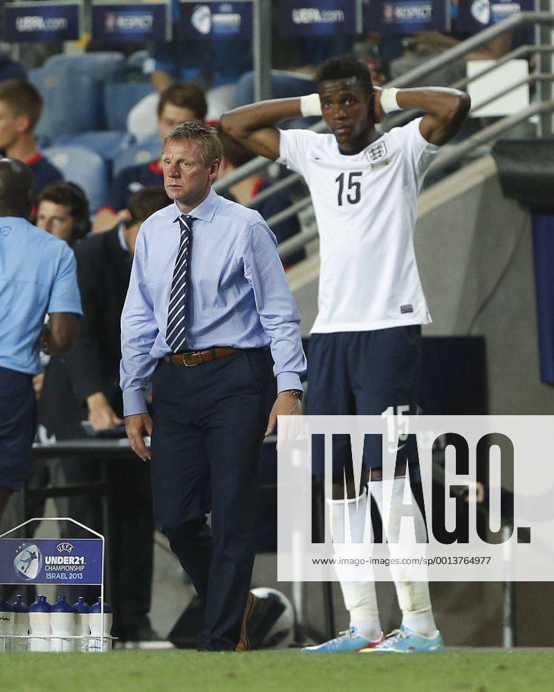 England s Stuart Pearce looks on dejected - England U21 vs Norway U21 - UEFA U21 Championship 2013 - Ha Moshava Stadium - Petah Tikva - Israel - 08 06 2013 - Pic David Klein Sportimage .