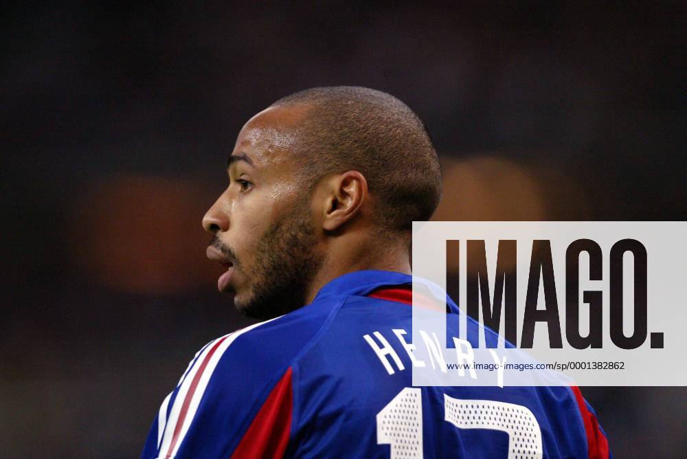 Thierry Henry (Frankreich) Fußball Länderspiel Herren Länderspiel 2004, Testspiel, Test, Freundschaftsspiel, Nationalmannschaft, Nationalteam Porträt pan7725 Paris, St. Denis, Saint