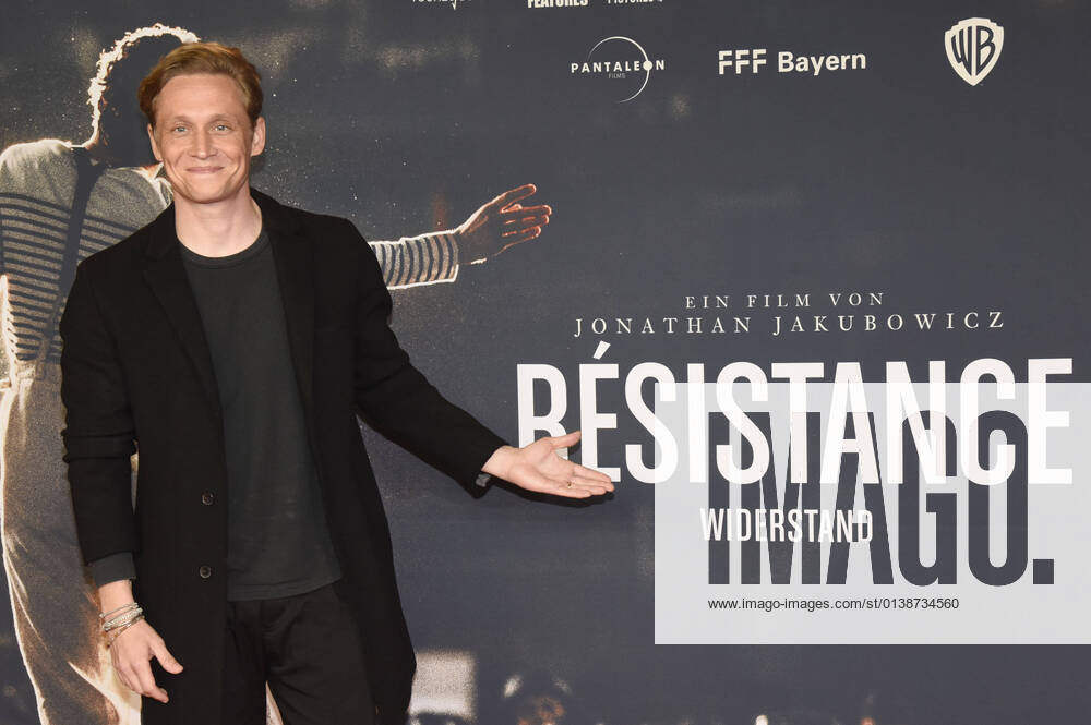 Bilder des Jahres 2021, Entertainment 10 Oktober Matthias Schweighöfer bei der Preview des Kinofilms Resistance - Widerstand im Arri Kino. München