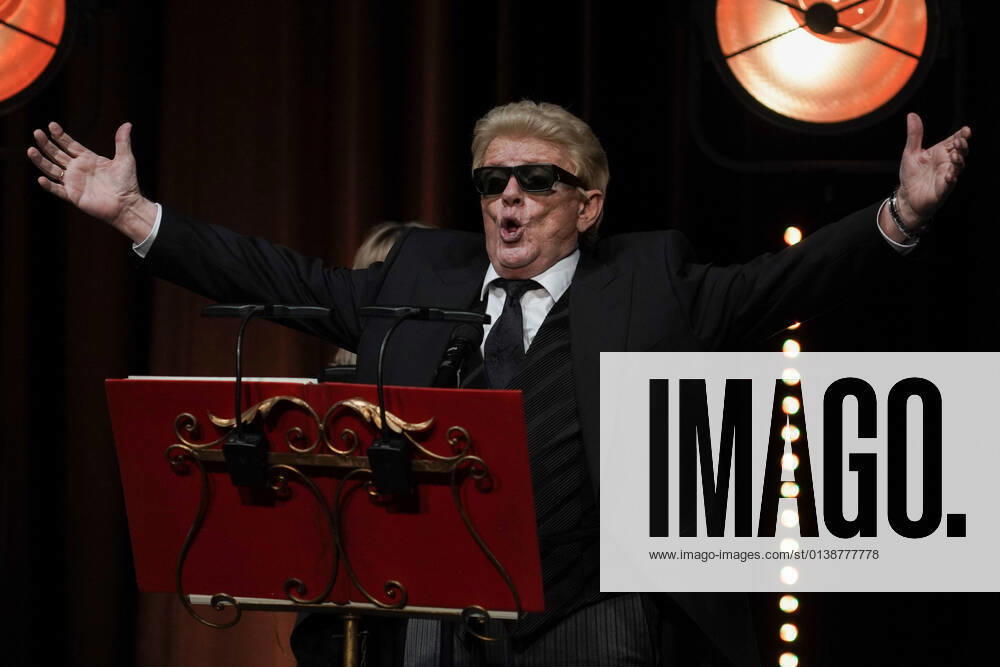 Heino goes Klassik Capitol Mannheim Heino goes Klassik war jetzt auch im Capitol Mannheim zu Gast. Mannheim Capitol Baden-Württemberg