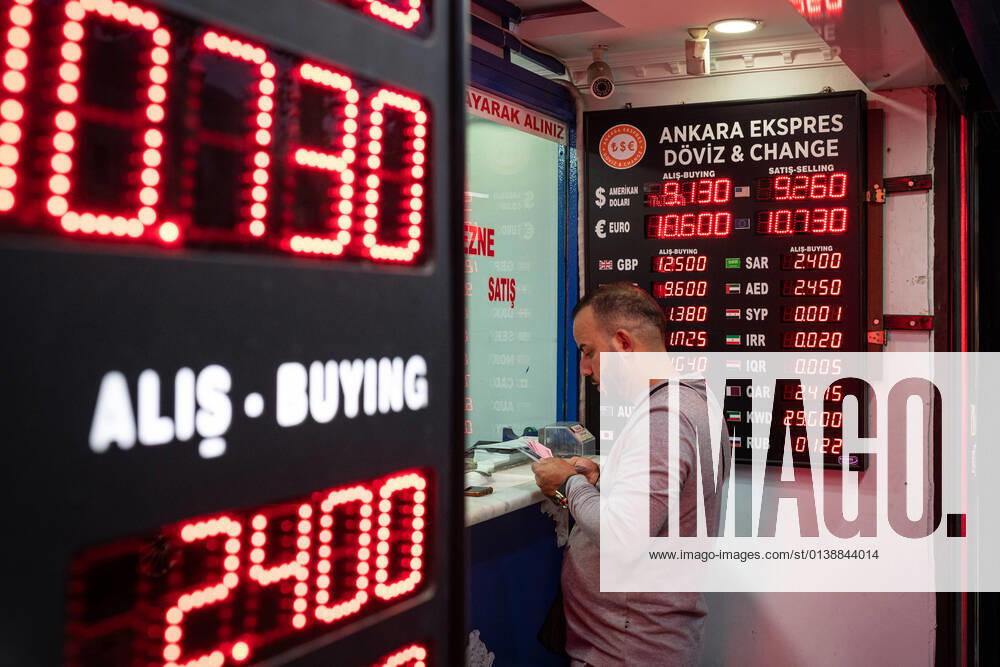KW41 Turkish Lira Slides After Central Bank Shake Up On Oct. 16, 2021, the Turkish lira traded at record low rates against the US dollar and Euro. Turkey s currency has been falling in value following high level replacements by presidential decree at the nation s Central Bank, further straining the economy amid high inflation. Above, exchange rates are displayed on LED signs outside currency exchange stores in the Fatih district of Istanbul, Turkey. Istanbul Turkey cupolo-notitle211017_npR1y