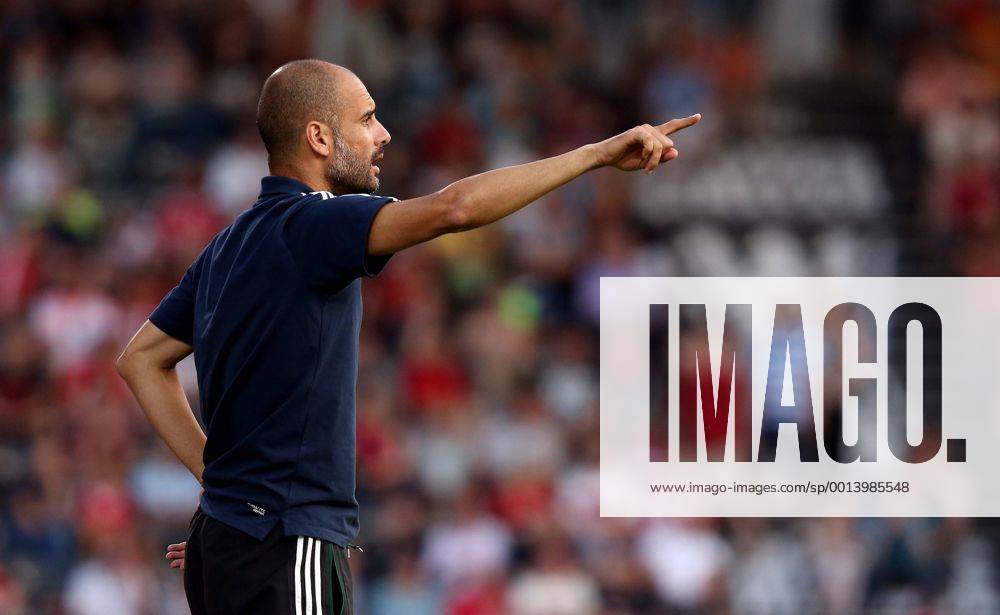Aspach Fußball SG Sonnenhof Großaspach vs. FC Bayern München, Trainer Josep Guardiola (Bayern)