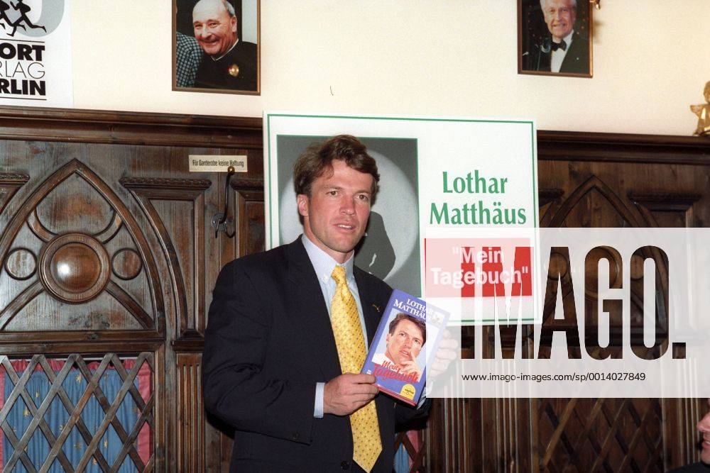 Lothar Matthäus (BR Deutschland Inter Mailand) stellt sein Buch -Mein Tagebuch- vor
