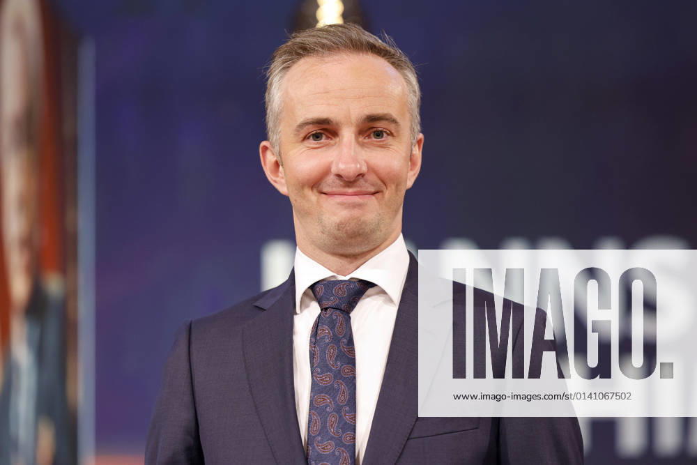 Jan Böhmermann bei der Verleihung des Hanns-Joachim-Friedrichs-Preises 2021 im WDR Funkhaus. Köln