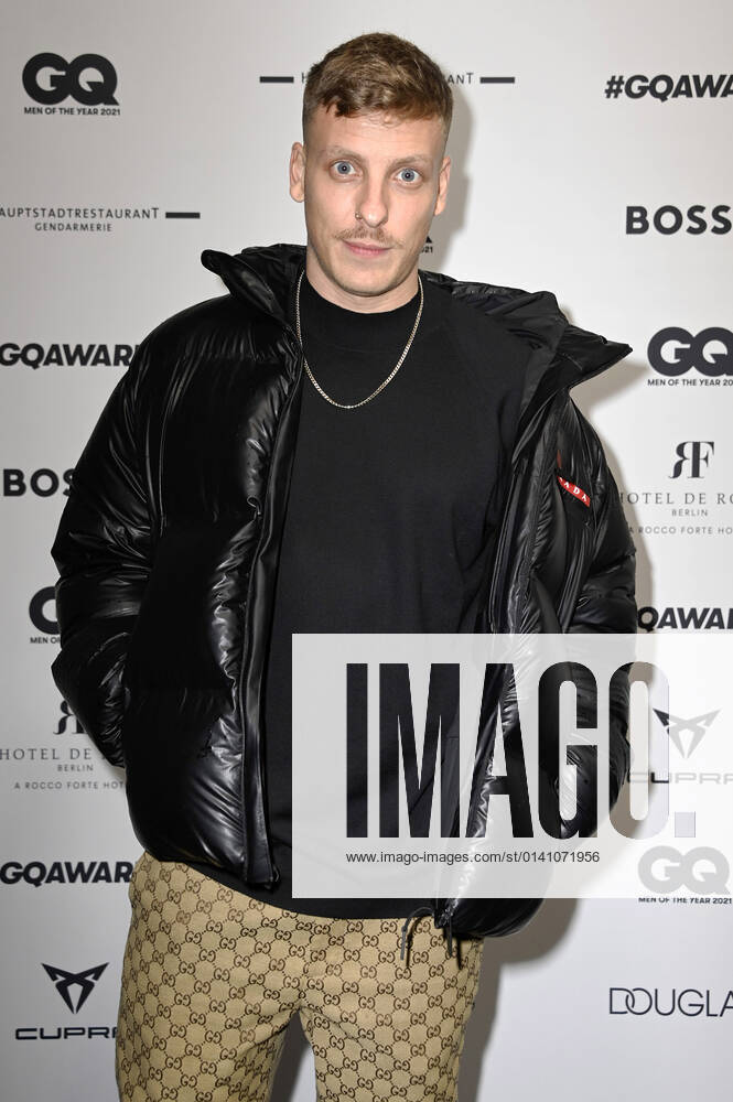 Felix Lobrecht bei der 23. Verleihung der GQ Men of the Year Awards 2021 im Gendarmerie Hauptstadtrestaurant. Berlin