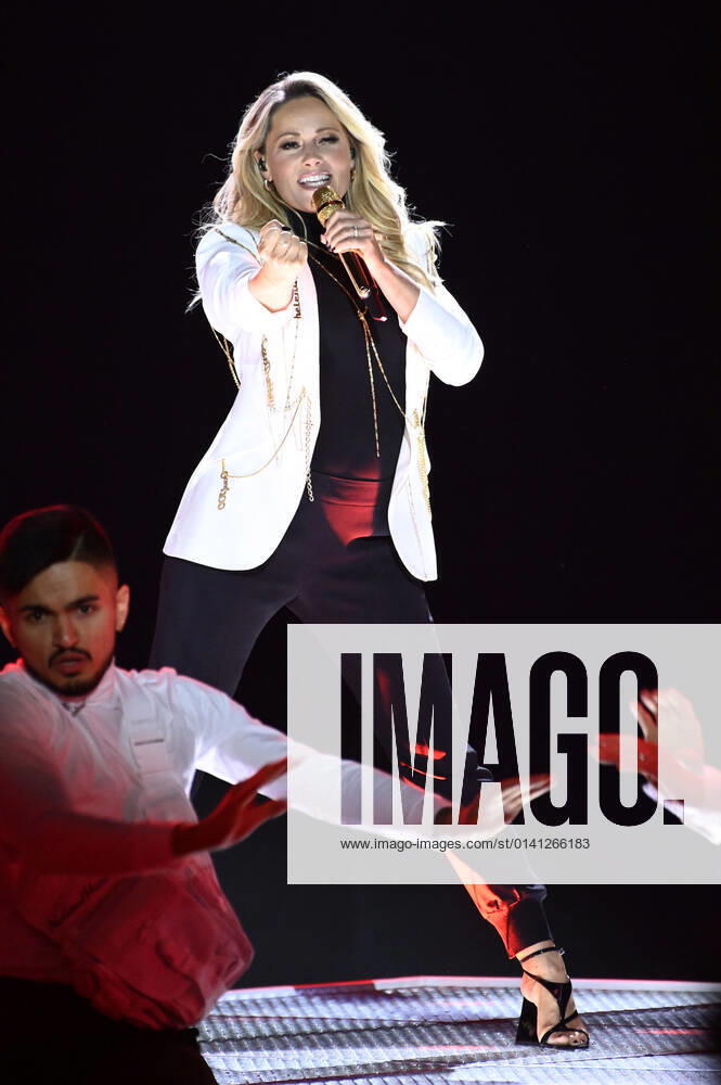 Helene Fischer in der ZDF-Unterhaltungsshow Wetten, dass..? live aus der Messehalle. Nürnberg