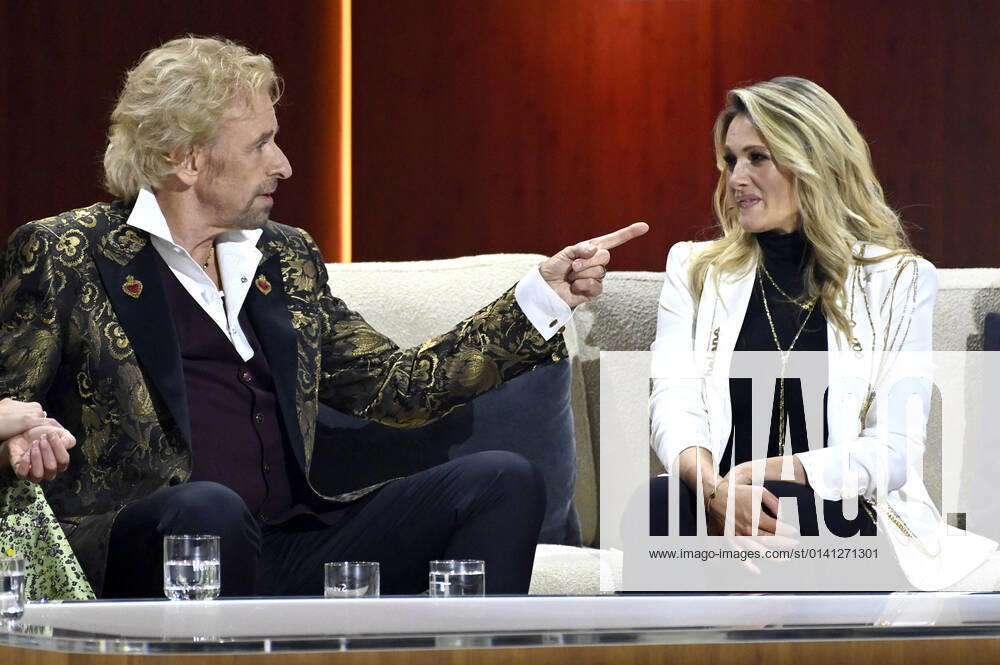 Thomas Gottschalk und Helene Fischer in der ZDF-Unterhaltungsshow Wetten, dass..? live aus der Messehalle. Nürnberg