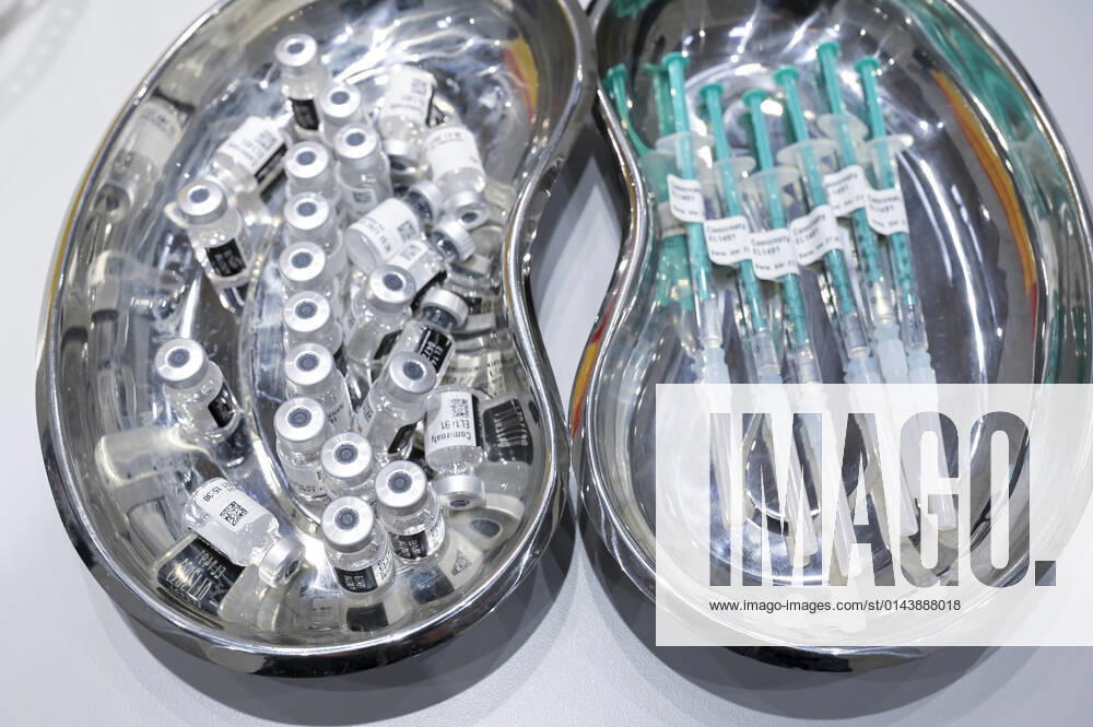 GERMANY, corona virus GERMANY, Hamburg, corona pandemic, vaccination with Biontech Pfizer