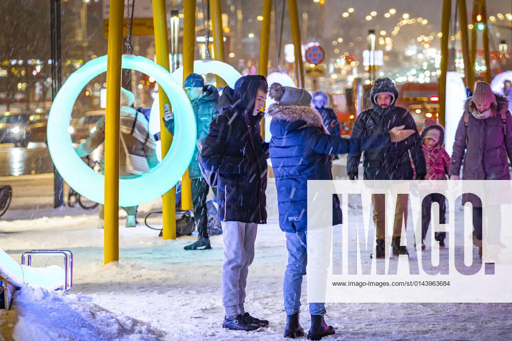 Russia, Moscow. A landscape park by the Paveletskaya Plaza Shopping Mall. KonstantinxKokoshkin