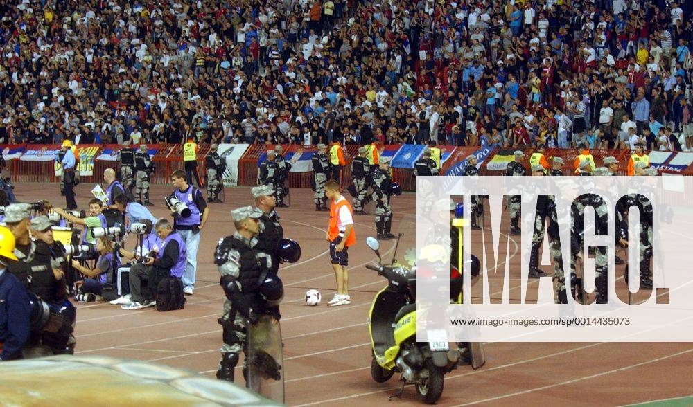 Belgrade(Serbia) Serbia-Croatia FIFA World Cup Brazil 2014 Qualifiers men s football Serbian police and gendarmerie during match :