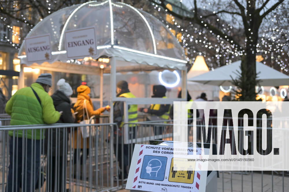 GERMANY, corona virus GERMANY, Hamburg, Corona Pandemic, COVID-19 , christmas market in city center