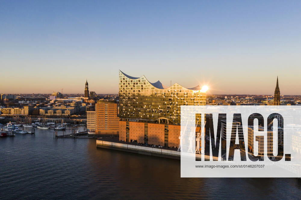 Hamburg 2021 Hamburg 2021 Elbphilharmonie, Elphie, Stadtpanorama, Skyline JuergenxTap