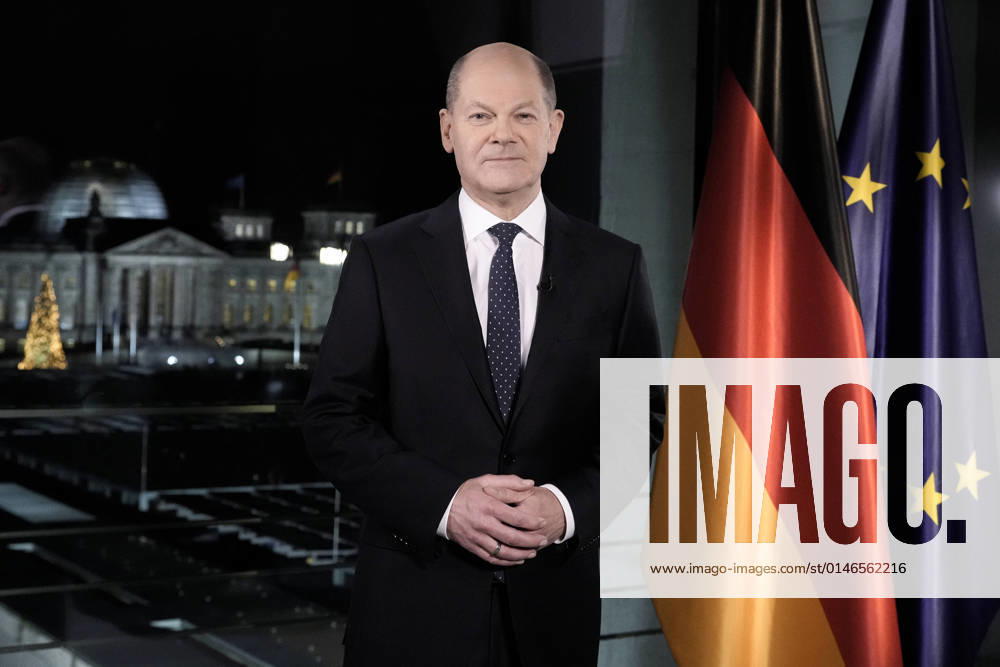 Neujahrsansprache des Bundeskanzler Aktuell, 31.12.2021, Bundeskanzler Olaf Scholz im Portrait bei der Neujahrsansprache des Bundeskanzler zum Jahreswechsel 2021 2022 aus dem Bundeskanzleramt in Berlin Berlin Berlin Deutschland