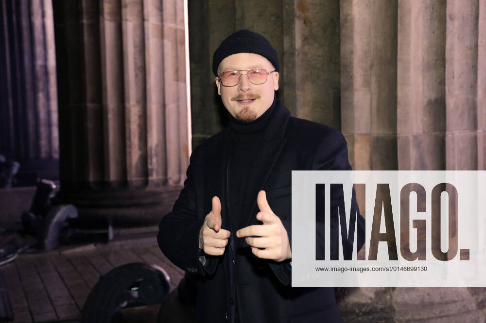 Art Garfunkel jr. in der Silvestershow Celebrate at the Gate - Willkommen 2022 am Brandenburger Tor. Berlin