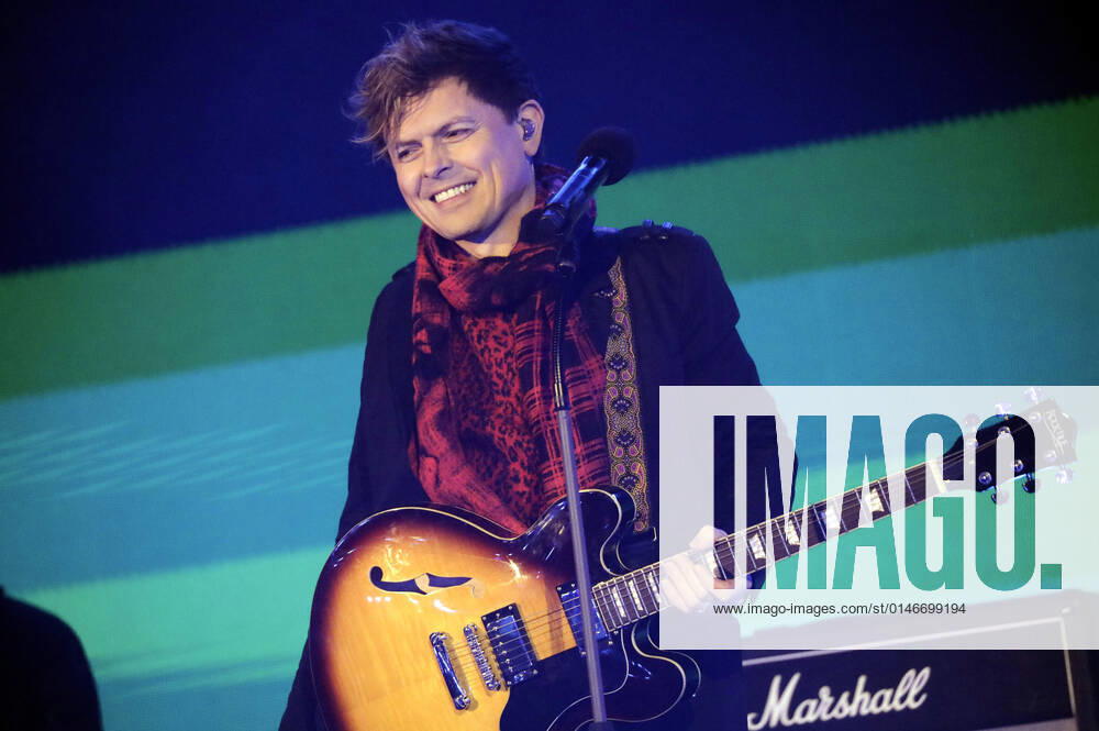 Michael Patrick Kelly in der Silvestershow Celebrate at the Gate - Willkommen 2022 am Brandenburger Tor. Berlin