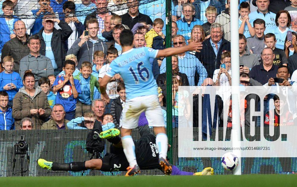 Sergio Aguero of Manchester City scores his second from a penalty - Barclays Premier League - Manchester City vs Everton - Etihad Stadium - Manchester - England - 05 10 13 - Picture Simon Bellis Sportimage .
