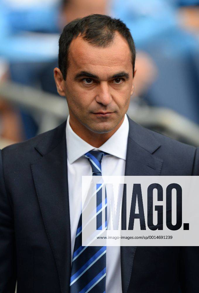 Roberto MartÃnez manager of Everton - Barclays Premier League - Manchester City vs Everton - Etihad Stadium - Manchester - England - 05 10 13 - Picture Simon Bellis Sportimage .