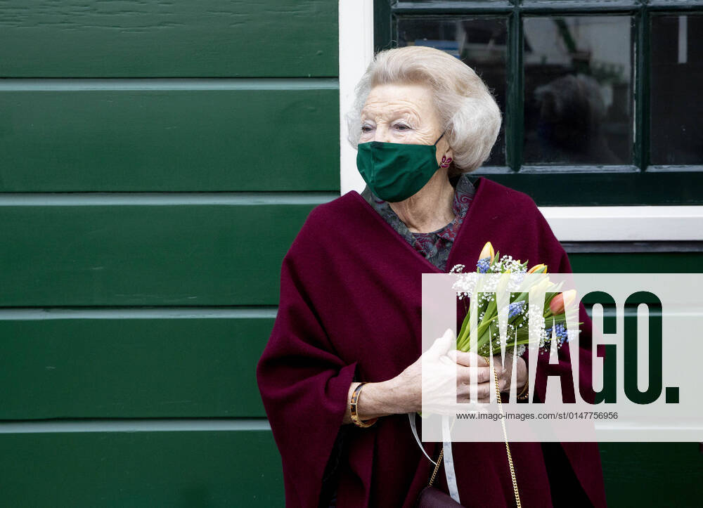 Zaandam Princess Beatrix attend the opening of the Year of the Miller (Jaar van de Molenaar) during the 50th anniversary of the Guild of Volunteer Millers at the Zaans Museum in Zaandam. Â