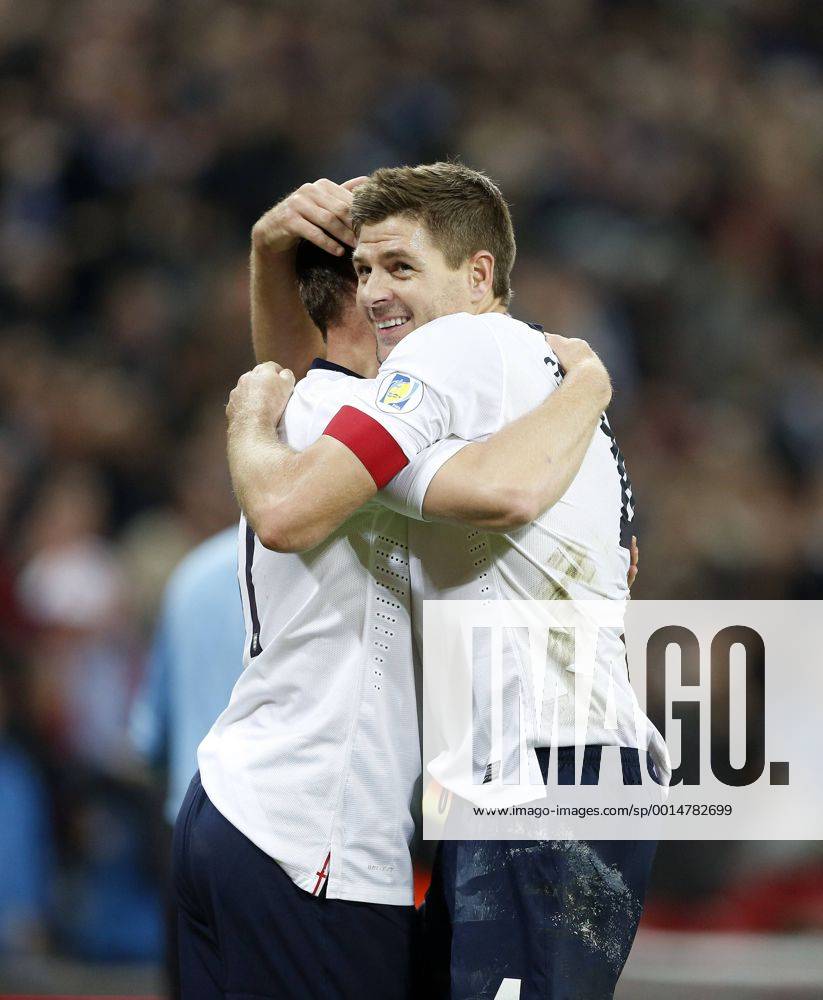 England s Steven Gerrard celebrates at the final whistle England v Poland - 2014 World Cup Qualifier - Wembley - London - England -15 10 2013 - Pic David Klein Sportimage .