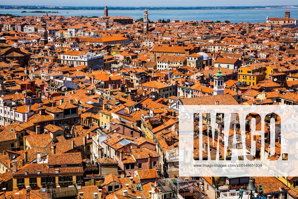 Blick vom Campanile auf die Dächer von Venedig, Piazza San Marco, Venedig, Lagunenstadt, Venetien, Italien, Venedig, Venetien, Italien, Europa