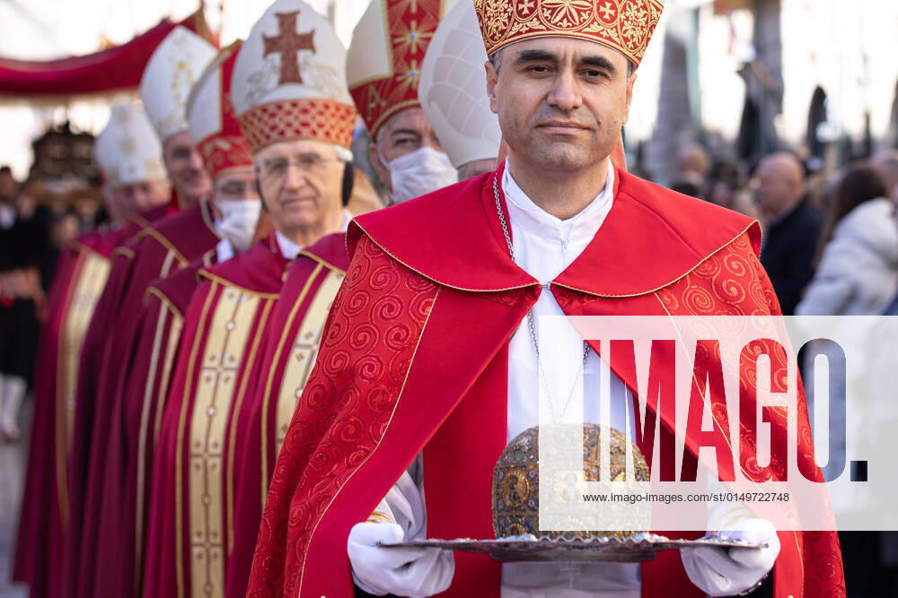 Feast of St. Blaise celebrated for the 1050th time in Dubrovnik Priests take part in a procession celebrating the Feast of St. Blaise in Dubrovnik, Croatia, on February 03, 2022. For the 1,050th year in a row, the feast of Saint Blaise, the patron saint of Dubrovnik, is being celebrated today in the Dalmatian city. The Festivity of St. Blaise is on UNESCOs list of the worlds Intangible Cultural Heritage. GrgoxJelavic PIXSELL