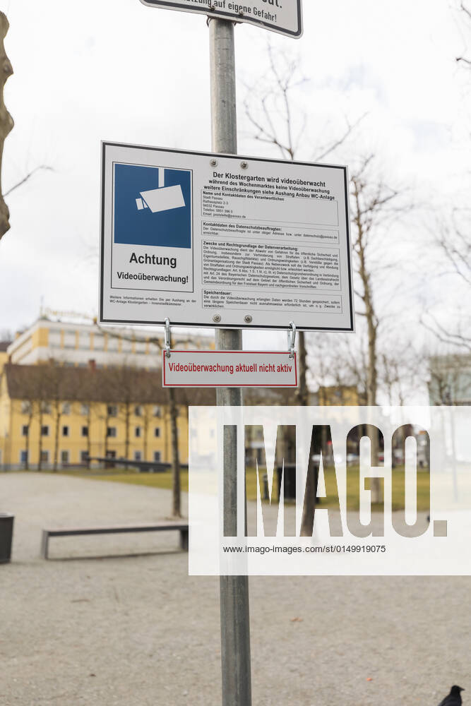 Aktuelles Bayern 2022-02-05, GER, Bayern, Passau: Aufgrund befürchteter unangemeldeter Proteste von Corona-Maßnahmen-Gegnern, wurde am Klostergarten die Videoüberwachtung deaktiviert. Die Proteste blieben aus.