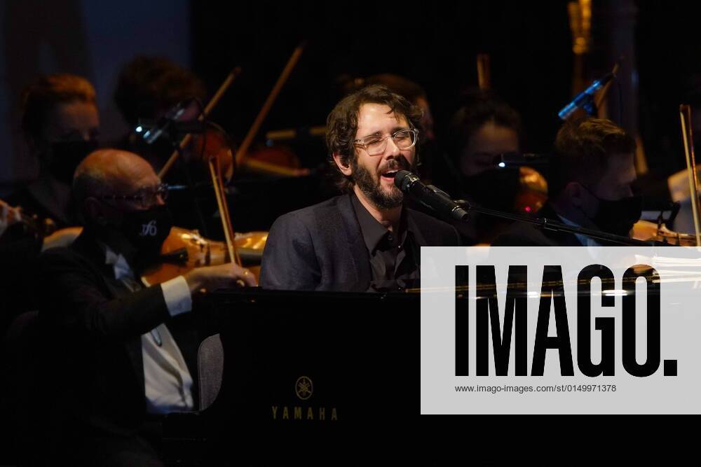 Josh Groban performs with the Florida Orchestra at the Mahaffey Theater as part of their fundraiser gala on Saturday, Feb. 5, 2022 in St. Petersburg. St. Petersburg USA - ZUMAs70_ 20220205_zan_s70_010