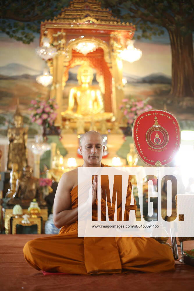 Famous Indian actor Gagan Malik was ordained today ordination as a Buddhist monk at Wat That Thong.in Bangkok. .Indian actor Gagan Malik, won the Best Actor Award in the World Buddhist Film Festival organised by the United Nations for his role as Lord Buddha in Sri Siddhartha Gauthama. Bangkok Thailand - ZUMAs197 20220210_zaa_s197_098
