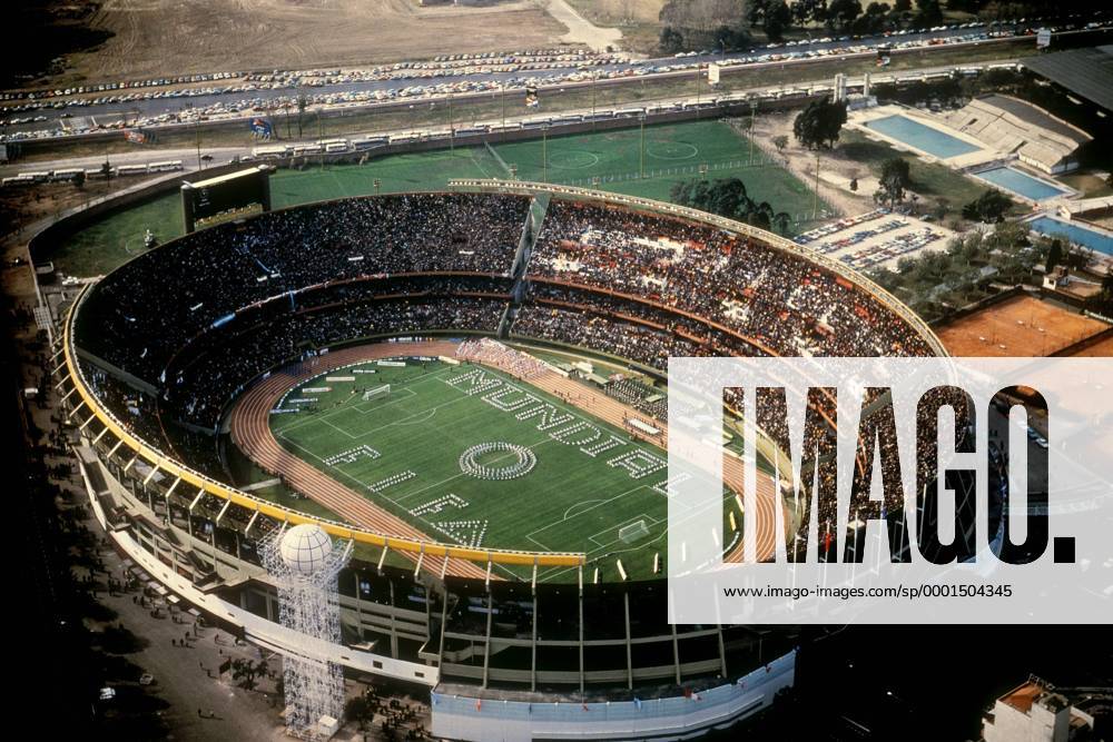 FIFA Mundial - das Estadio Antonio Liberti Monumental de River Plate bei der Eröffnungszeremonie der Weltmeisterschaft 1978 Fußball WM Herren Weltmeisterschaft 1978, Zeremonie, Eröffnung, Veranstaltung, Eröffnungsveranstaltung, Impressionen Totale River Plate Stadion Buenos Aires