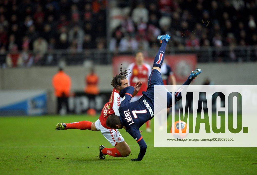 Jeremy Menez (psg) - Mickael Tacalfred (rei) FOOTBALL : Stade Reims vs Paris Saint Germain PSG - Ligue 1 - 23 11 2013 AnthonyBIBARD FEP Panoramic
