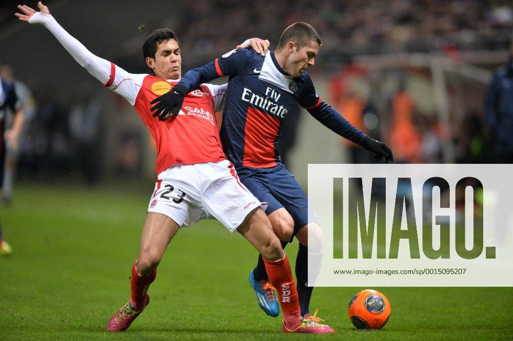 Jeremy Menez (psg) - Aissa Mandi (rei) FOOTBALL : Stade Reims vs Paris Saint Germain PSG - Ligue 1 - 23 11 2013 AnthonyBIBARD FEP Panoramic