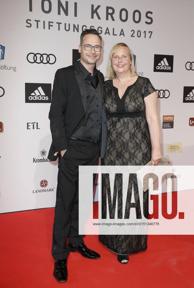 Matthias Opdenhövel mit Ehefrau Alexandra Opdenhövel Toni_Kroos Stiftungsgala am 09. Juni 2017 im Palladium Köln