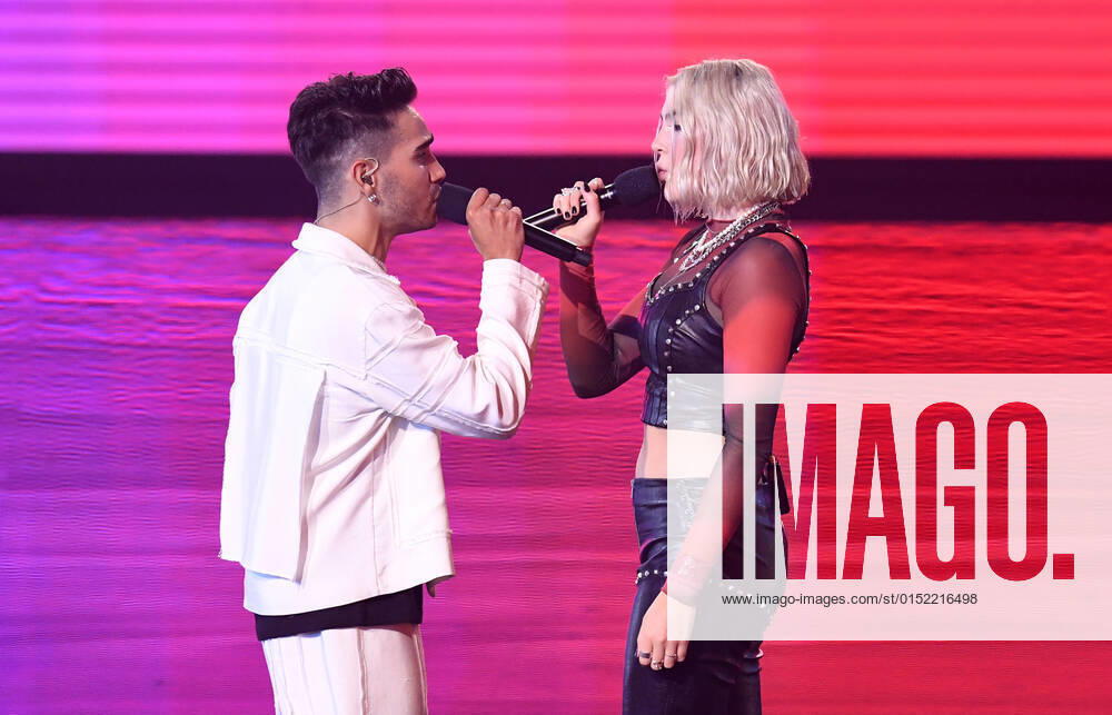 EUROVISION AUSTRALIA FINAL, Isaiah Firebrace (left) and Evie Irie (right) are seen performing the song When I m With You during the Eurovision Australia Decides 2022 final at the Gold Coast Convention and Exhibition Centre on the Gold Coast, Saturday, February 26, 2022. ( NO ARCHIVING, , NO USE IN BOOKS WITHOUT CONSENT GOLD COAST QLD AUSTRALIA