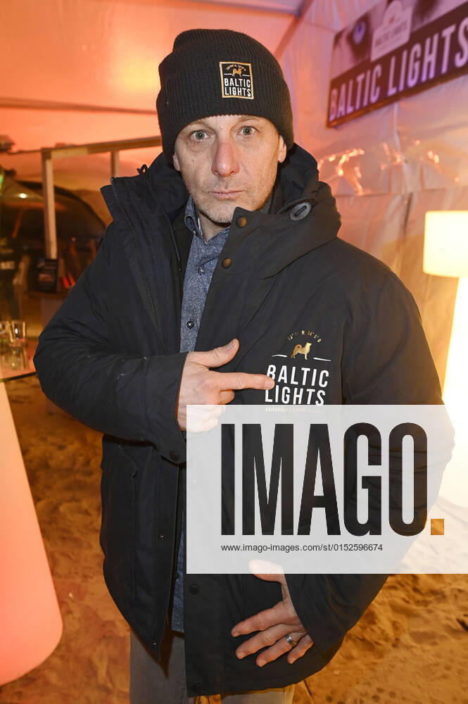 Hendrik Duryn beim Offiziellen Opening der Baltic Lights 2022 mit Fackellauf an der Alex Strandbar. Heringsdorf