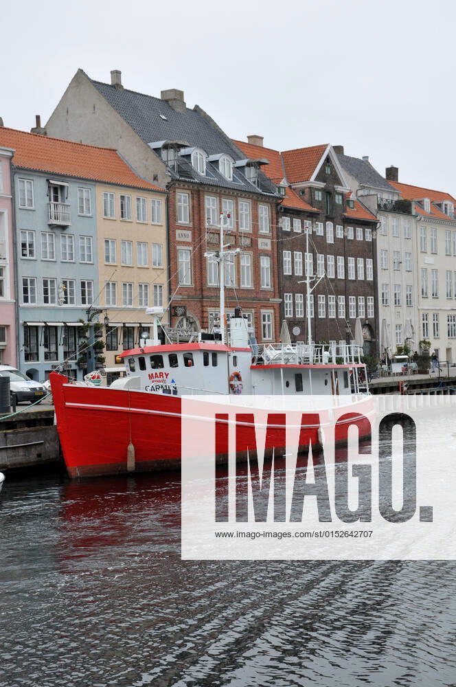 Copenhagen Denmark.08 March 2022 .Torits enjoy sun shine weather boat cruising enjoy food and drinks at cafe adn bars and restaurant on Nyhavn canal in danish capital. (Photo..Francis Dean Dean Pictures)